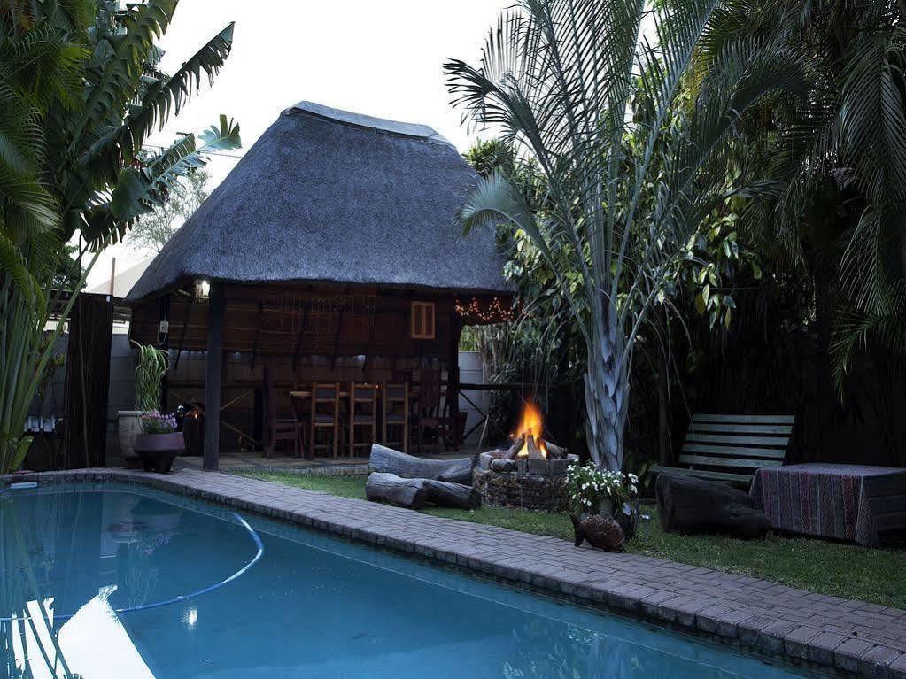 A Traveller's Palm Hotell Phalaborwa Exteriör bild