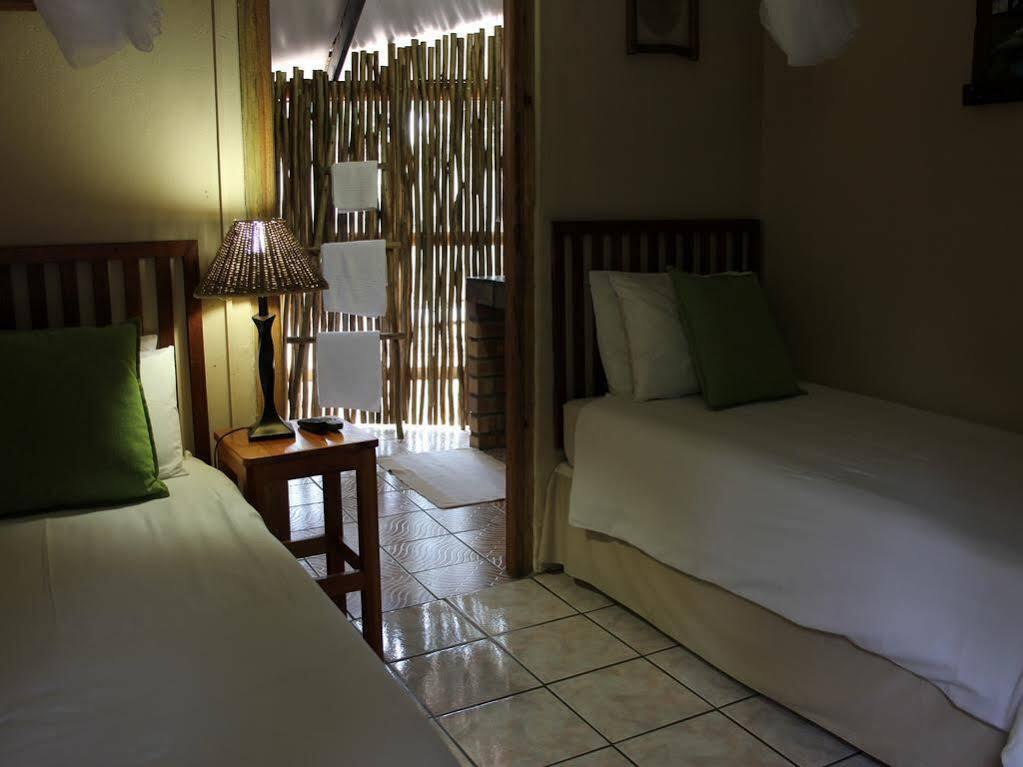 A Traveller's Palm Hotell Phalaborwa Exteriör bild